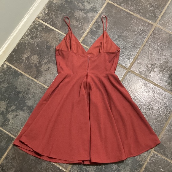 Gorgeous Brick Red Spaghetti StrappedDress. Size Small - Picture 6 of 9